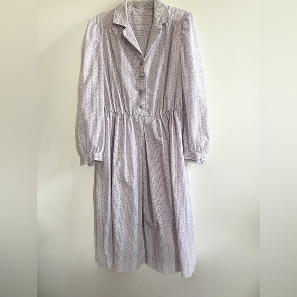 ⚡️Vintage⚡️ Handmade Long Sleeve Lavender Floral Cotton Midi Dress - Picture 2 of 8